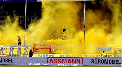 Below you find a lot of. VfL Osnabrück - Eintracht Braunschweig 07.04.2019