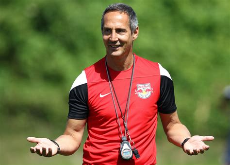 Steht adi hütter beim bsc young boys vor dem absprung? salzburglive.com - Fußball - www.salzburgLiVE.com