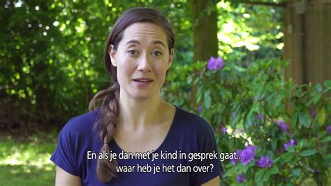 Kredit umožní i stahování neomezenou rychlostí. Fiona over seksuele voorlichting - YouTube