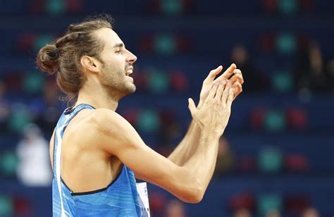 Sui social è diventato famoso come halfshave dopo essersi. Mondiali di atletica, Tamberi in finale nel salto in alto ...