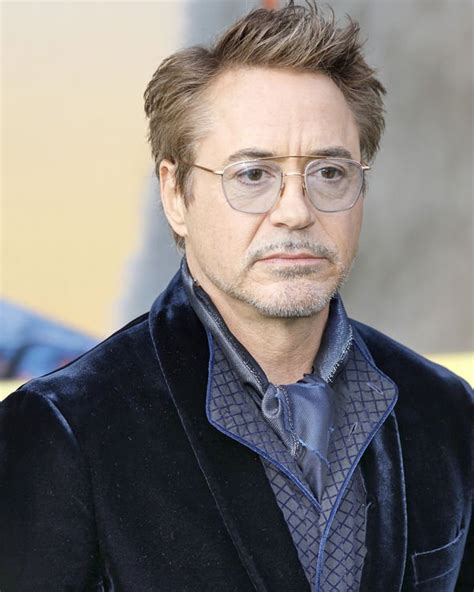 The official page of robert downey jr twitter: Robert Downey Jr health latest: Actor's bipolar disorder ...