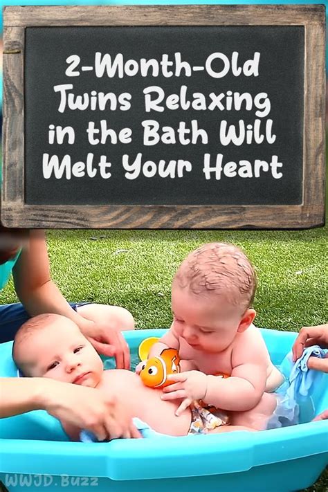 Some baby bathtubs come with a padded lining for added comfort, warmth, and traction. Pin on Babies and Toddlers