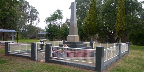 Ross street wilcannia nsw 2836 tel. Wilcannia War Memorial | Places of Pride