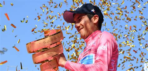 Egan bernal leads the giro d'italia ahead of damiano caruso and hugh carthy. 'Giro d'Italia 2020 wil starten op nationale feestdag ...