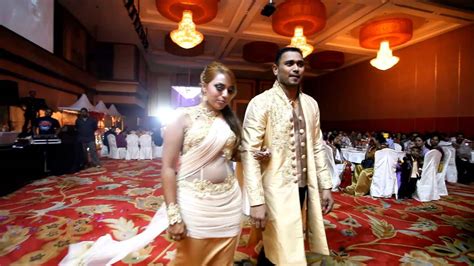 Malaysian indians form the 5th largest community of overseas indians in the world. malaysia indian wedding video by Team aarics video - YouTube