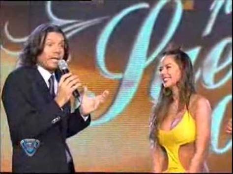 La vuelta del oso arturo a showmatch 2014 hd. Showmatch 2008 - Karina Jelinek enseñó la técnica de la ...