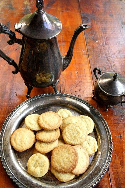 Sorgenfresser schnittmuster kostenlos pdf / beitra. Crackers on the Couch: 12 Days of Christmas Cookies: Day 7 | Russian tea cookies, Tea cookies ...