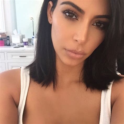 A haircut that contours cheekbones, a perm that gives you beachy waves for days. Kim Kardashian unveils short new haircut on Instagram | HELLO!