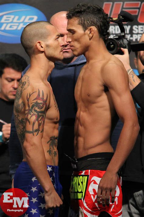 This is a very easy to use pounds to kilograms converter. UFC 152 Weigh-In: Charles Oliveira vs Cub Swanson | Ed ...