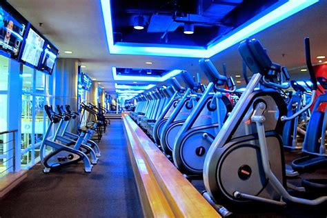 We will provide big and small towel every time you visit the club. Press Release: Celebrity Fitness Malaysia Klang Valley ...