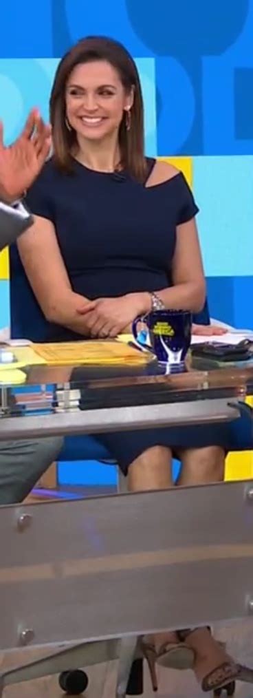 This is mainly for links to free movie clips on the net with good views of high heels, but you can discuss good viewings for shoe fans available on other media. Paula Faris's Feet