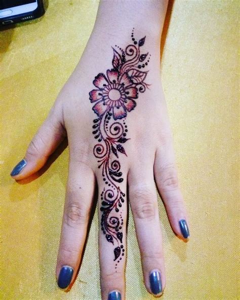 55 henna tangan untuk anak anak in 2020 simple henna tattoo henna tattoo designs henna designs easy. Terbaru 22+ Gambar Henna Untuk Tangan - Gani Gambar