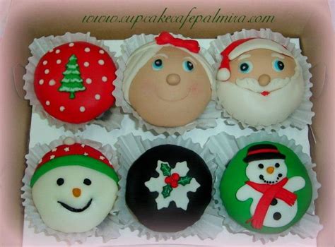 Elige una receta y cocina con sara platos deliciosos y nutritivos. Juego de 6 cupcakes en pastillaje | Navidad | Pinterest ...