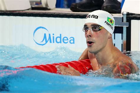 O nadador bruno fratus é um velho conhecido do esporte brasileiro. Bruno Fratus vence 50 m livre em Dubai e leva o segundo ...