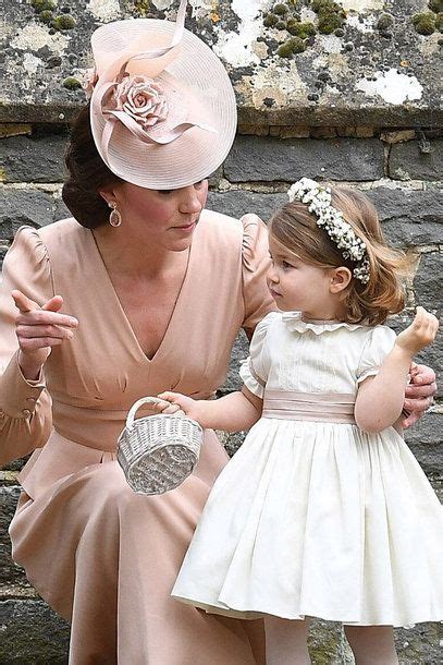 Pippa middleton hochzeit kate outfit. Die Hochzeit von Pippa Middleton | Hochzeit brautjungfern ...