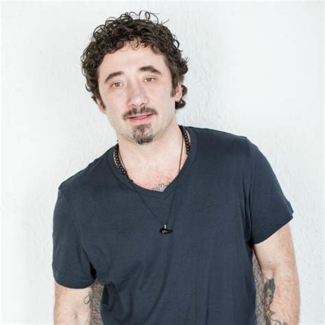 Il brano si intitola l'amore mi perseguita ed è l'unico. Federico Zampaglione: "La crisi del settore musicale è ...