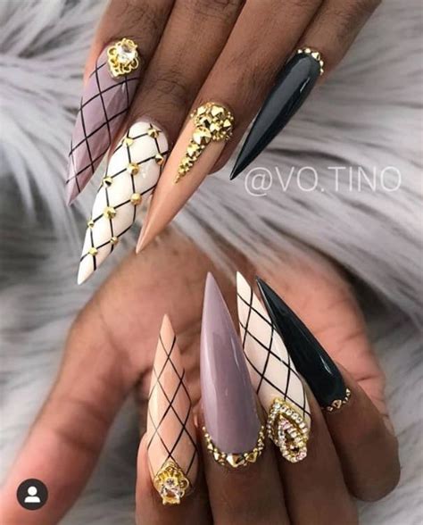 Hay uñas decoradas que otra propuesta son las uñas decoradas con piedras de acrílico. Uñas decoradas con cristales y piedras - Uñas de La ...