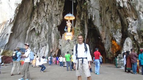 Inisiasi ini merupakan bentuk konsistensi dari kegiatan. Visiting Batu Caves of Kuala Lumpur