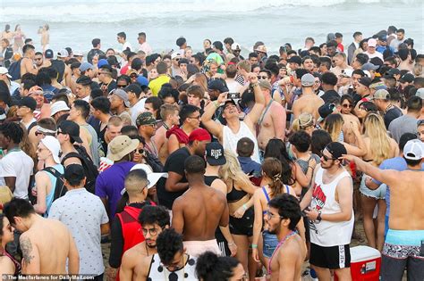 Students are traveling to florida and packing the beaches for spring break. Wild college students on spring break descend upon South ...