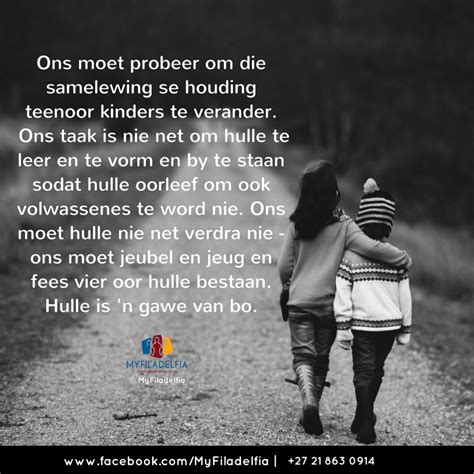 Vroeër was die tradisionele rol vir middelklasvroue dié van huisversorger, met die klem op kinderversorging, en om die arbeidsmark te betree om finansieel 'n bydrae te lewer tot die huishouding, het net nie bestaan nie. Pin on Bediening / Ministry