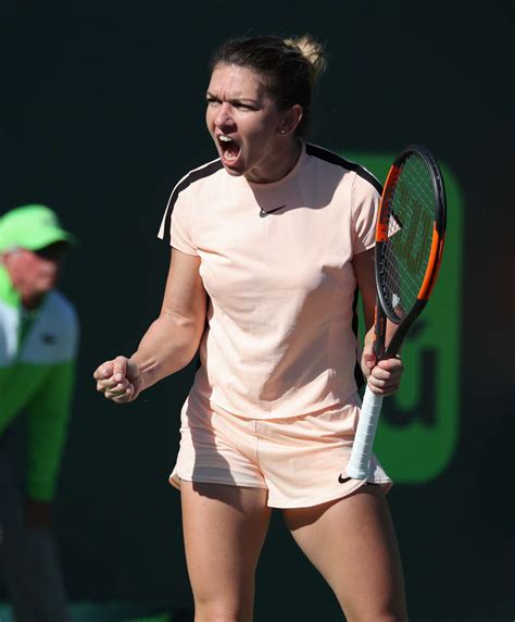 Stiri despre simona halep la turneul de la miami: Simona Halep - 2018 Miami Open in Key Biscayne - GotCeleb