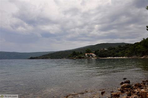 Koversada beach, its camp and tourist resort 2 kilometres away from vrsar is one of the. Valun - FKK Beach