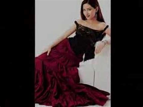 Amrita rao has a twin younger sister prethika, who is also an actor in south industry and also a model. Amrita Rao's Sister - Preeta Rao - YouTube