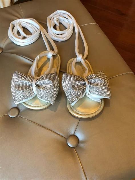 Learn how to diamond lace your shoes, very simple instruction for vans, converse and other shoes. Crystal bow sandals tie up sandals baby sandals diamond | Etsy | Tie up sandals, Bow sandals ...