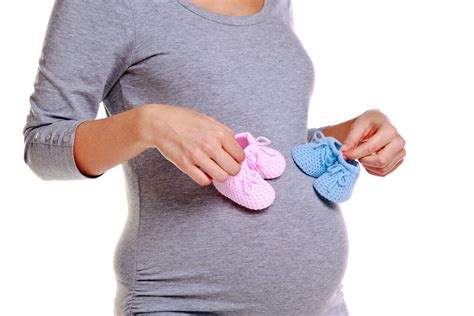 Ab welchem alter dürfen kinder ohrringe tragen? Geschlechtsbestimmung beim Baby - Ab wann hat man endlich ...