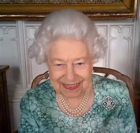 Buckingham palace releases statement by queen elizabeth ii after the 9th april 20219th april 2021 enchanted lifepath prince philip, royal death news. Neto da Rainha Elizabeth II é interrogado por visitar ...