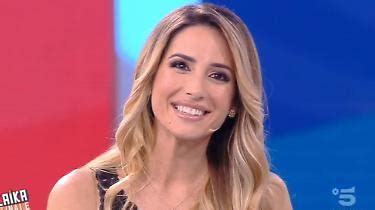 Giornalista sportiva classe 1987, giorgia rossi è approdata alla conduzione dei mondiali di russia. Giorgia Rossi confessa: "Mediaset stava per licenziarmi ...