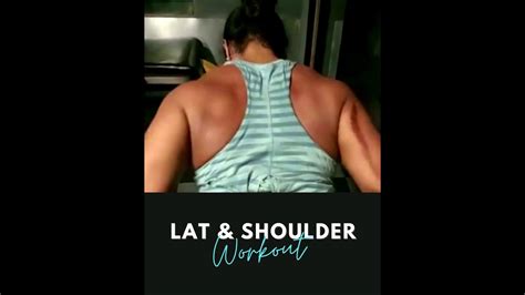 Sculpting your back at home! LAT AND SHOULDER WORKOUT - YouTube