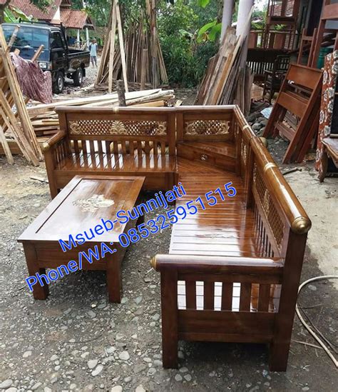 Proses pembuatan kursi sudut bambu, rangka kursi sudut bambu dengan metode pembuatan tidak dilubangi sama sekali Kursi tamu sudut pluru | Sunni Jati Mebel Jepara