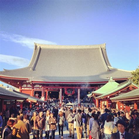 Formerly associated with the tendai sect of buddhism, it became independent after world war ii. 金龍山 浅草寺 (Sensou-ji Temple) 本堂... - ハンチングガールド