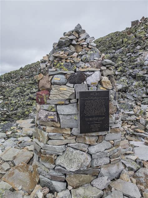 Gaustatoppen — le sommet du gaustatoppen géographie altitude 1 883 m massif alpes каталог отелей. Gaustatoppen (Rjukan) - @Misje