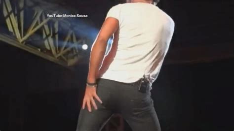 Any videos being sent must be created by you. Luke Bryan's Booty-Shaking Video Video - ABC News