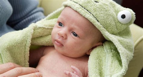 Baby dreht sich nur in eine richtung. Wann andert sich die haarfarbe von babys - Stufenschnitt