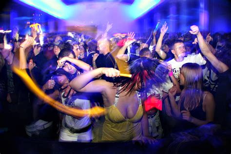 ~ describe the naughtiest thing you would do if you became invisible. 5 Awesome Places To Celebrate New Year's Eve Around The World