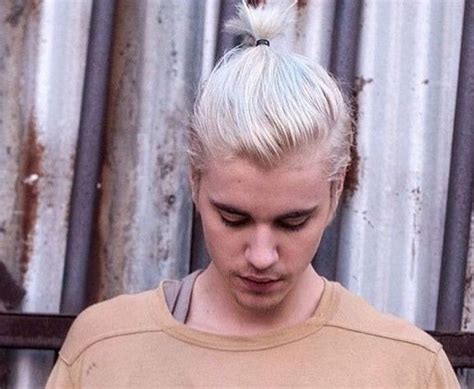 Bieber's fans waited overnight to catch his performance on the morning show, which included his no. 113 Justin Bieber Haircut в 2020 г