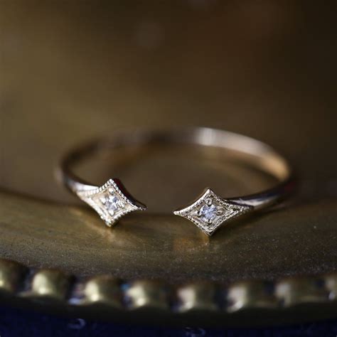 Your engagement and wedding rings will fit together beautifully with minimal gap between them. Double Star Diamond Ring | Wedding rings vintage, Diamond ...
