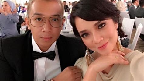 420,364 likes · 17,847 talking about this. Nora Danish Kini Sah Hamil 3 Bulan | SINAR