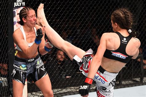 In her first title bout, jędrzejczyk went up against carla esparza for the ufc in her third title defence, the former strawweight champ faced claudia gadelha at the ultimate fighter 23 finale in the mgm grand garden arena in las vegas, nevada where she defended her. UFC Berlin results and video highlights: Joanna ...