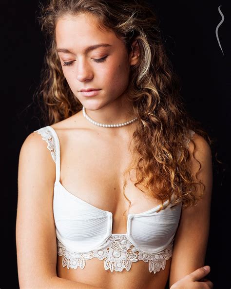 Эту страницу.star sessions/watch/secret stars maisie/watch starsessions secretstars lisa giantess rotina banho saaya irie. Maisie Alice - a model from United States | Model Management