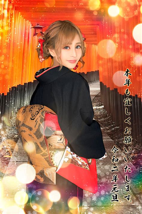 «古き良きを大事にする体育会系な私は お祝いビールならぬ お祝いシャンパンシャンパンタワーを マネージャーにもお裾分け。 ・ 桜井 野の花（オウカ＠歌舞伎町）の特集｜ナイトスタイル