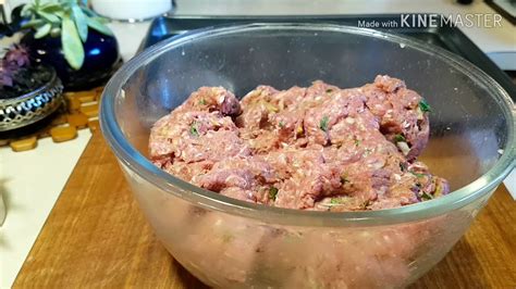 Cara membuat bakso urat super enak.ada di vidio ini.semoga vidio resep ini bermanfaat selamat menonton. Cara membuat burger's dari daging sapi yang mudah dan enak ...