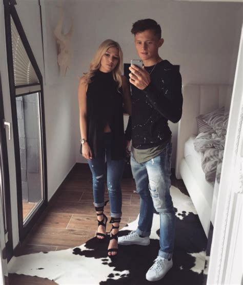 Ist sie james rodriguez 'freundin? Schalke 04 Wags ;)