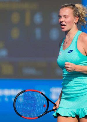 Turnajové jedničky totiž v all england clubu zatím neodehrály v deblu ani jeden zápas. Katerina Siniakova - 2018 Shenzhen Open WTA International ...