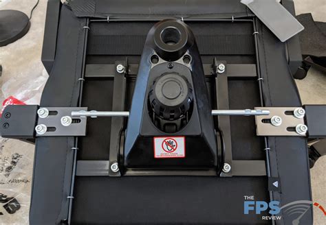 This video we decided to check out the new dark knight edition secretlabs titan!! Secretlab TITAN Dark Knight Edition Gaming Chair Review - Page 2 of 4 - The FPS Review