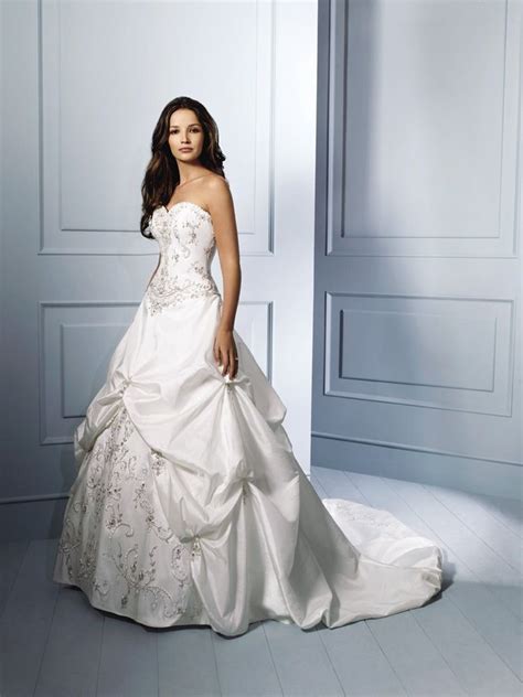 Alfred angelo belle wedding dress. Belle wedding dress - Alfred Angelo | Alfred angelo ...