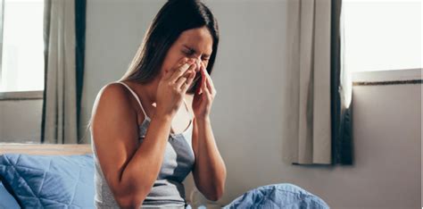 Sering batuk berdahak dan berdarah, seorang dokter menemukan dua lintah di saluran pernafasan. Kenapa Hidung Berdarah: Hemofilia Adalah Salah Satu Puncanya?